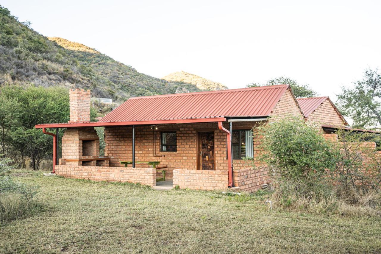 Otavi Vineyards Self-Catering & Camping Экстерьер фото