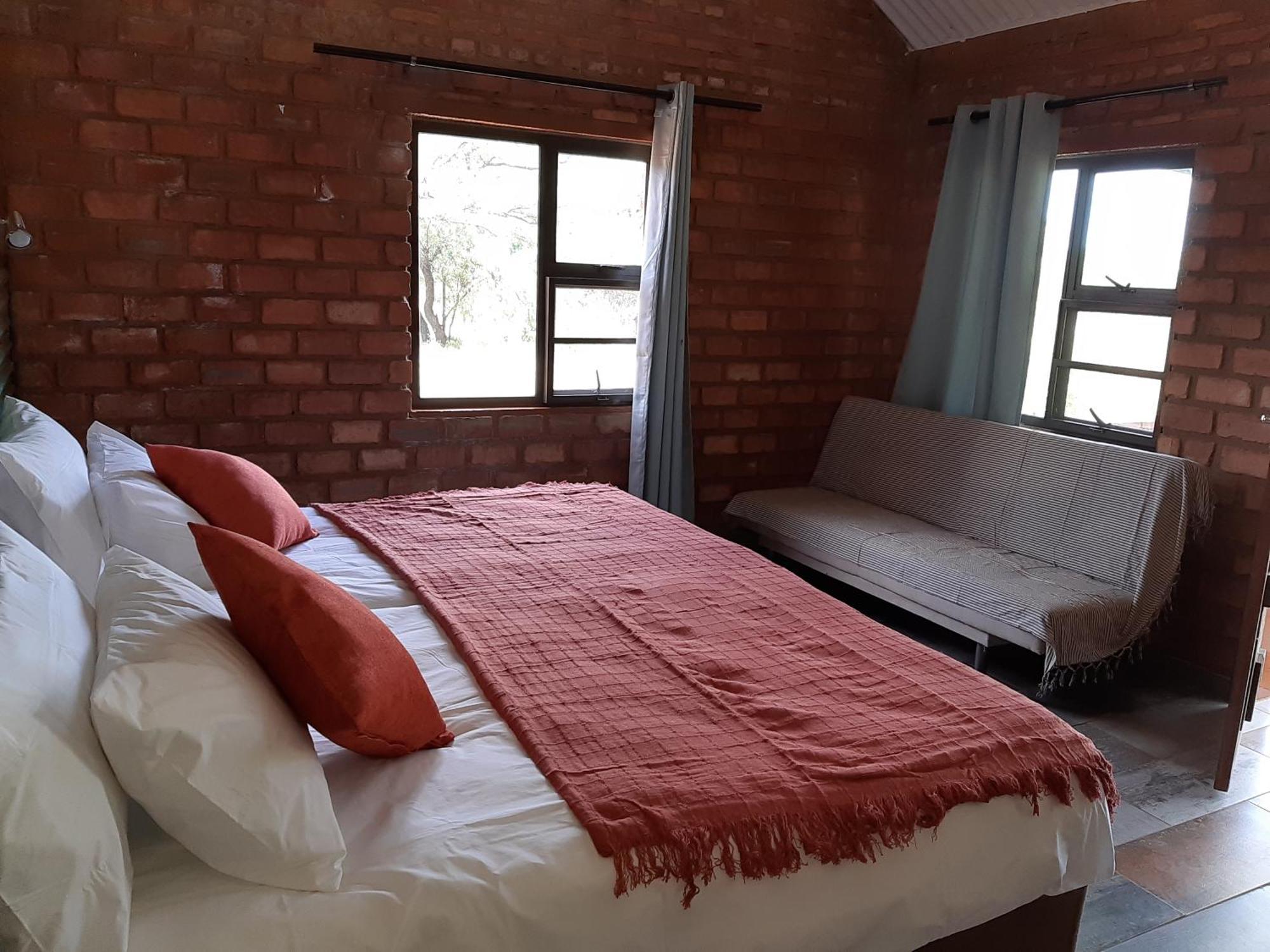 Otavi Vineyards Self-Catering & Camping Экстерьер фото